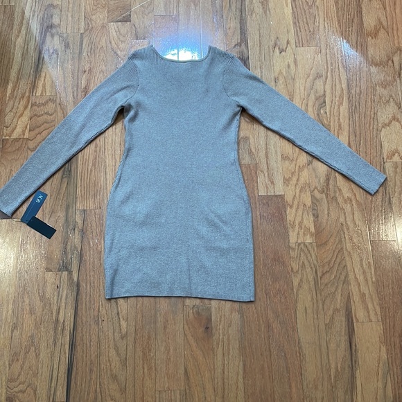 AGB Dress Size Large NWT Heather Taupe Color 2 accent pockets Sweater Tunic - Picture 11 of 14